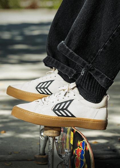 CATIBA PRO Skate Gum Vintage White Suede and Canvas Black Logo Sneaker Men