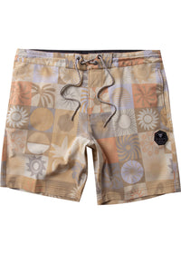Sun Dialed 17" Boys Boardshort