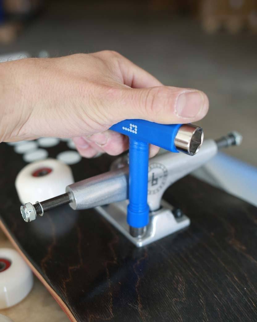 Braille Skate Tool