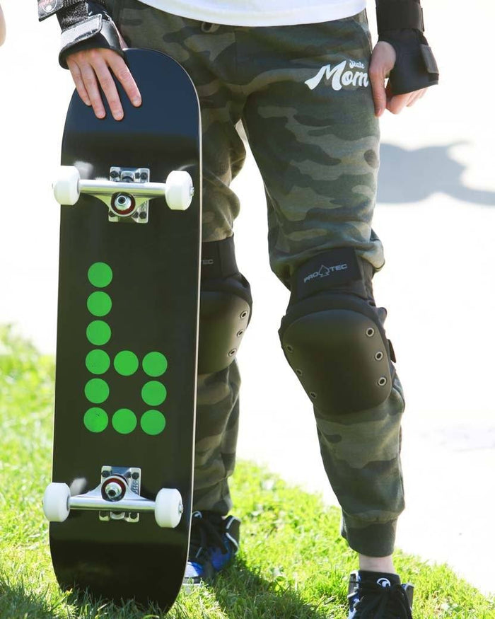 Black & Green "b" Deck