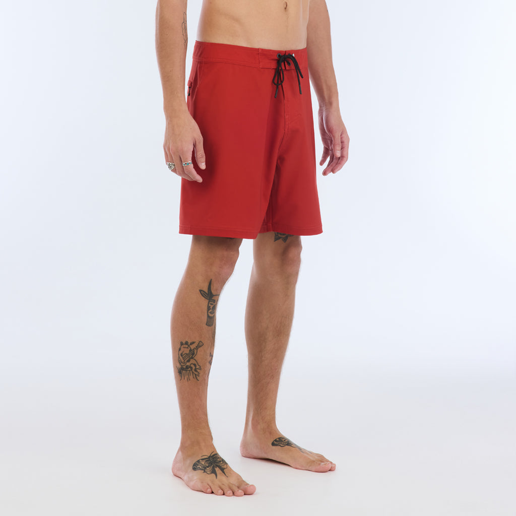 TRIFECTA 1 FIT 18" BOARDSHORT