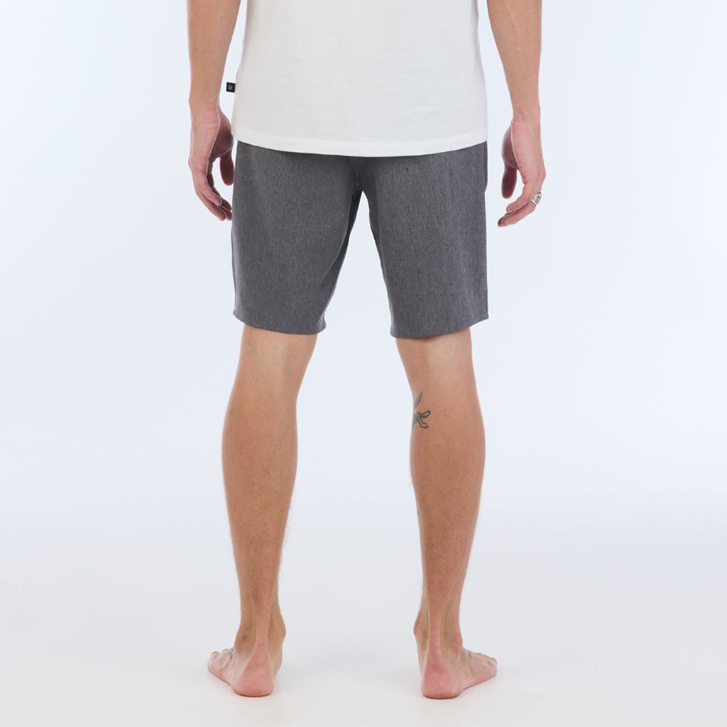 CARTER HYBRID WALKSHORT