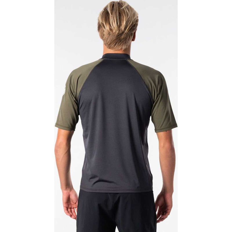 Shockwave Relaxed Short Sleeve UV Tee Rash Guard in Green