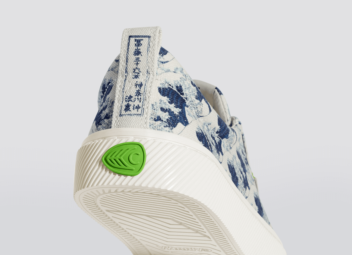 小物 ocamo  9500 Hokusai OCA Low Wave off Kanagawa Print Canvas Sneaker Women
