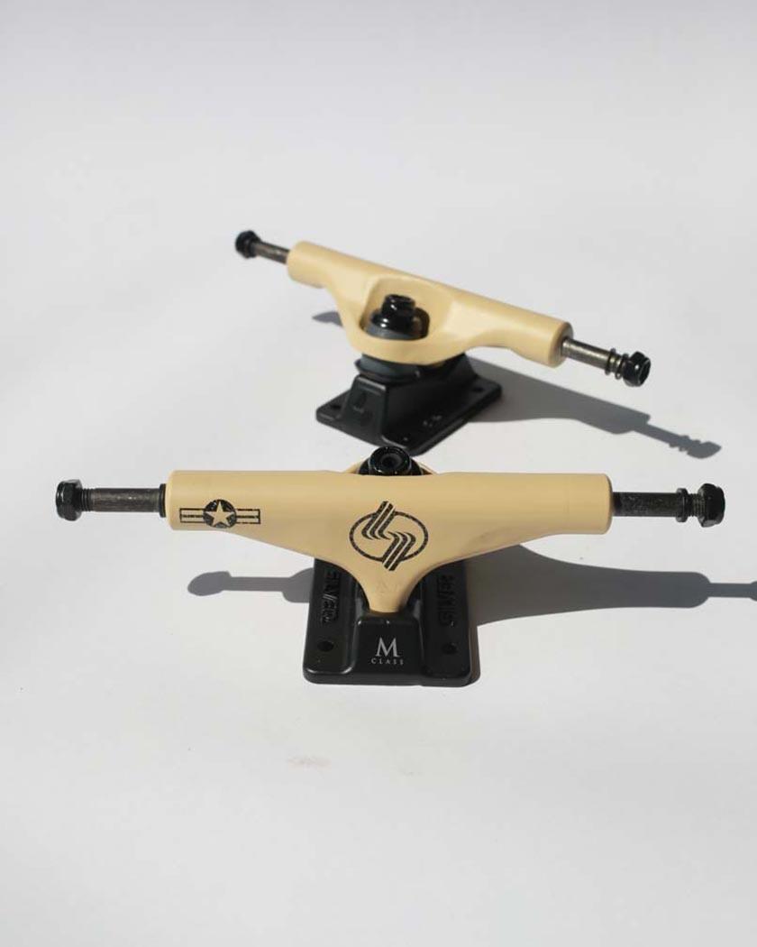 Silver™ M-Class Skateboard Trucks