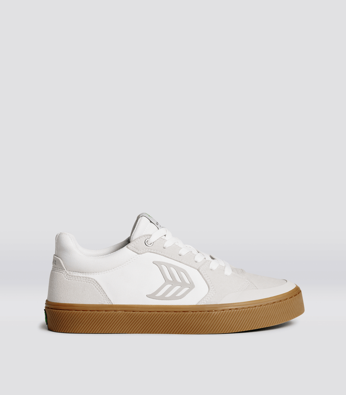 VALLELY Skate Gum Vintage White Suede Off-White Cordura Light Grey Logo Sneaker Women